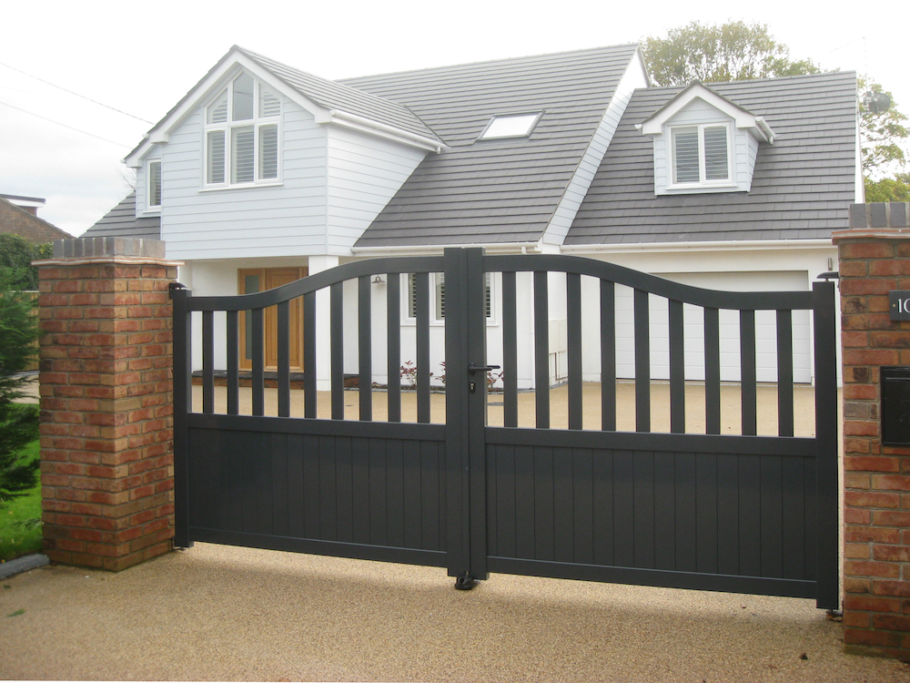 a swing aluminium automated driveway gate